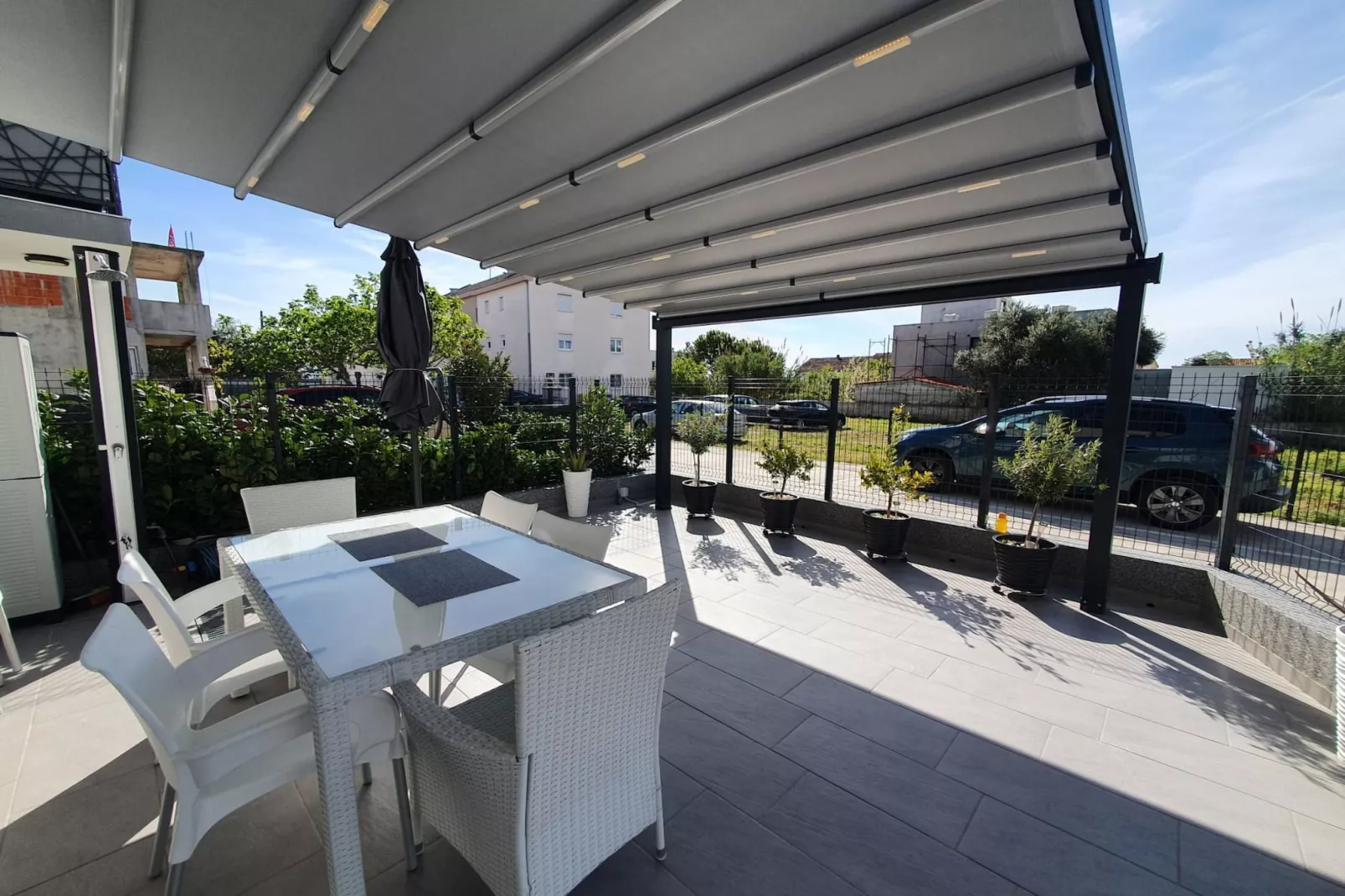 Kastel Novi Elegant and Stylish Apartment with Terrace and Patio - Two Bedroom Apartment with Terrace - Buitenlucht