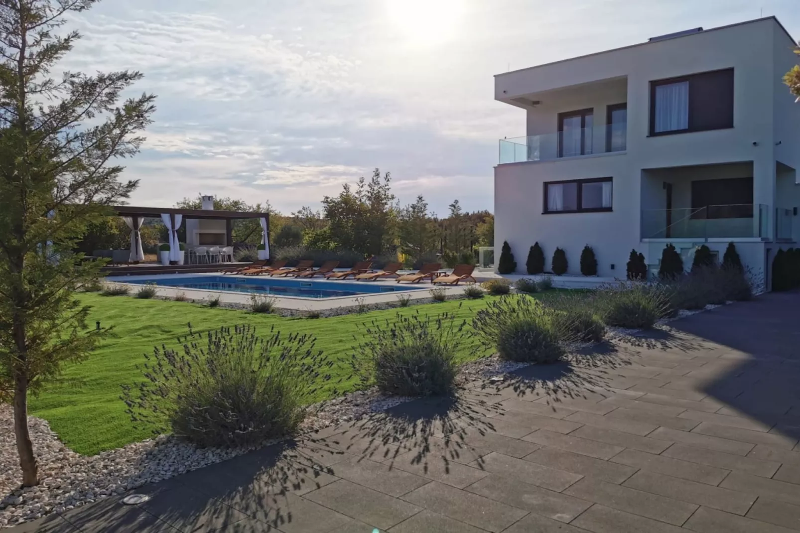 Four Bedroom Villa - Buitenlucht