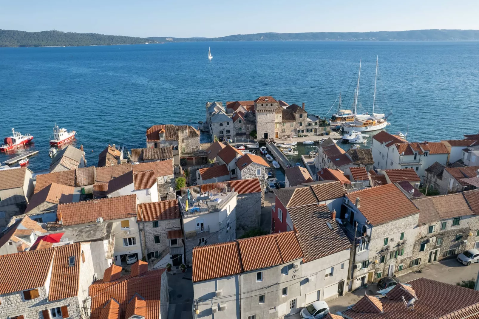 Kastel Gomilica Cozy and Stylish Apartments near the Sea - Standard One Bedroom Apartment (owner I) - Buitenlucht