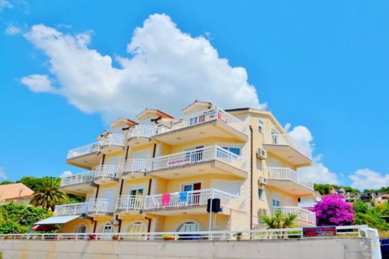Villa Tomi -  Studio With Sea View (2) - Buitenlucht