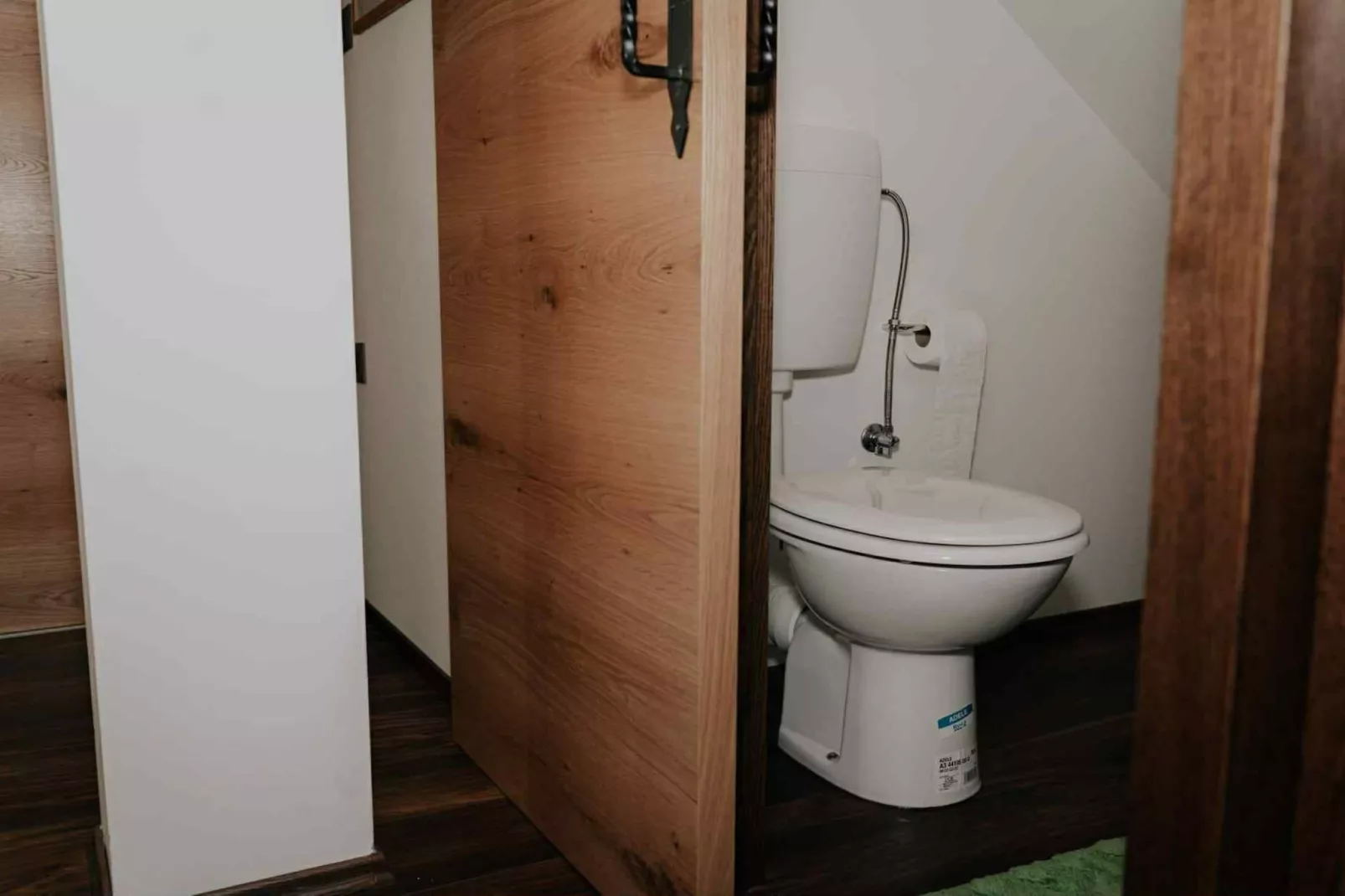 Holiday Home Šapat Šume - Three Bedroom Holiday Home  with Sauna and Hot-Tub - Badkamer