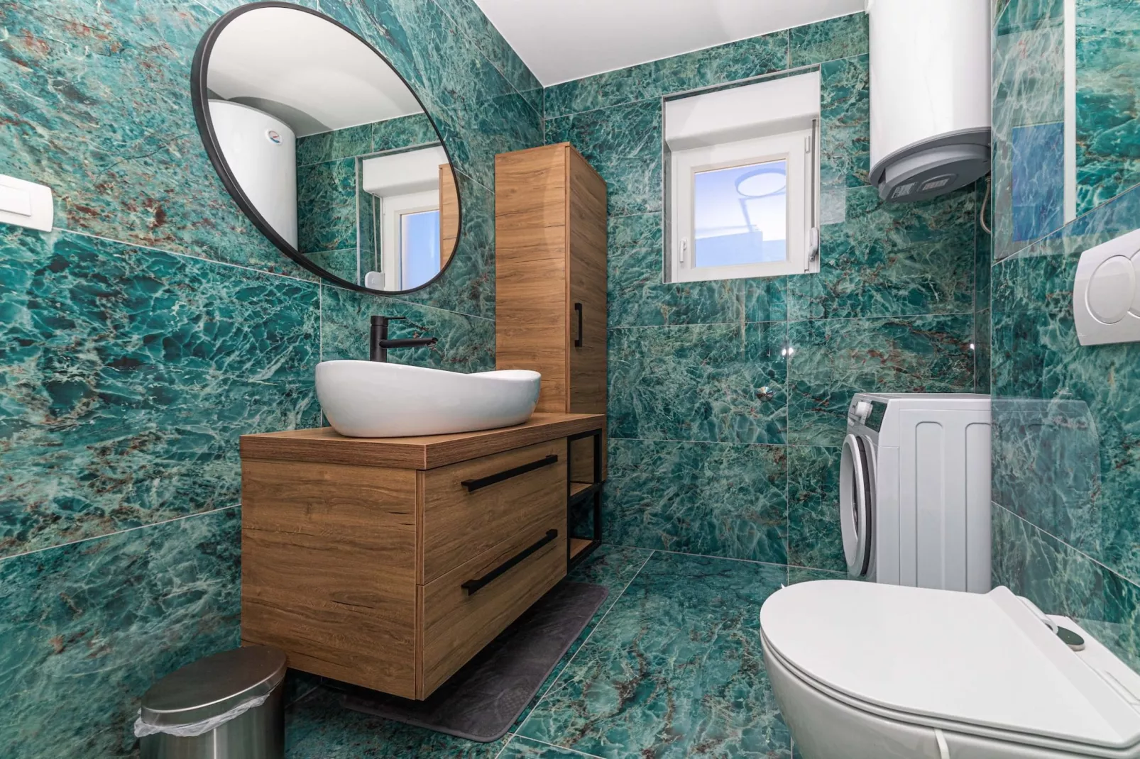 Elegant Kastel Novi Apartment with Sea View Balcony - Two Bedroom Apartment with Sea View and Balcony - Badkamer