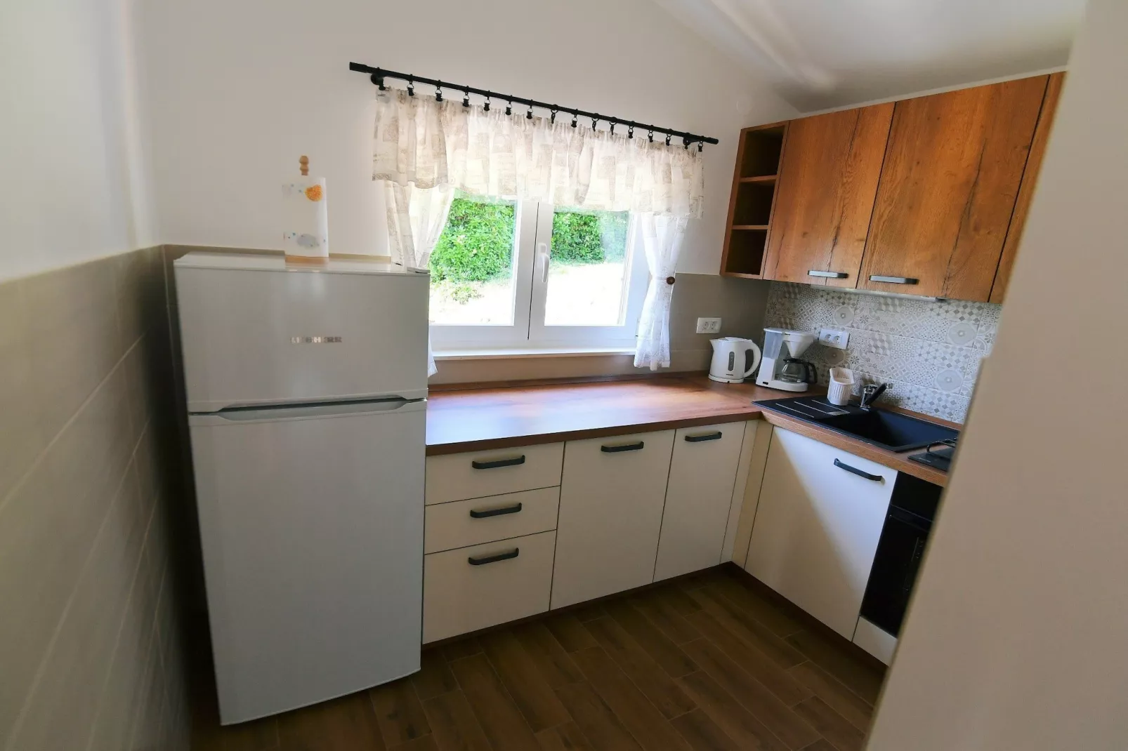 Charming Holiday Home with Terrace and Garden - One Bedroom Holiday Home - Keuken