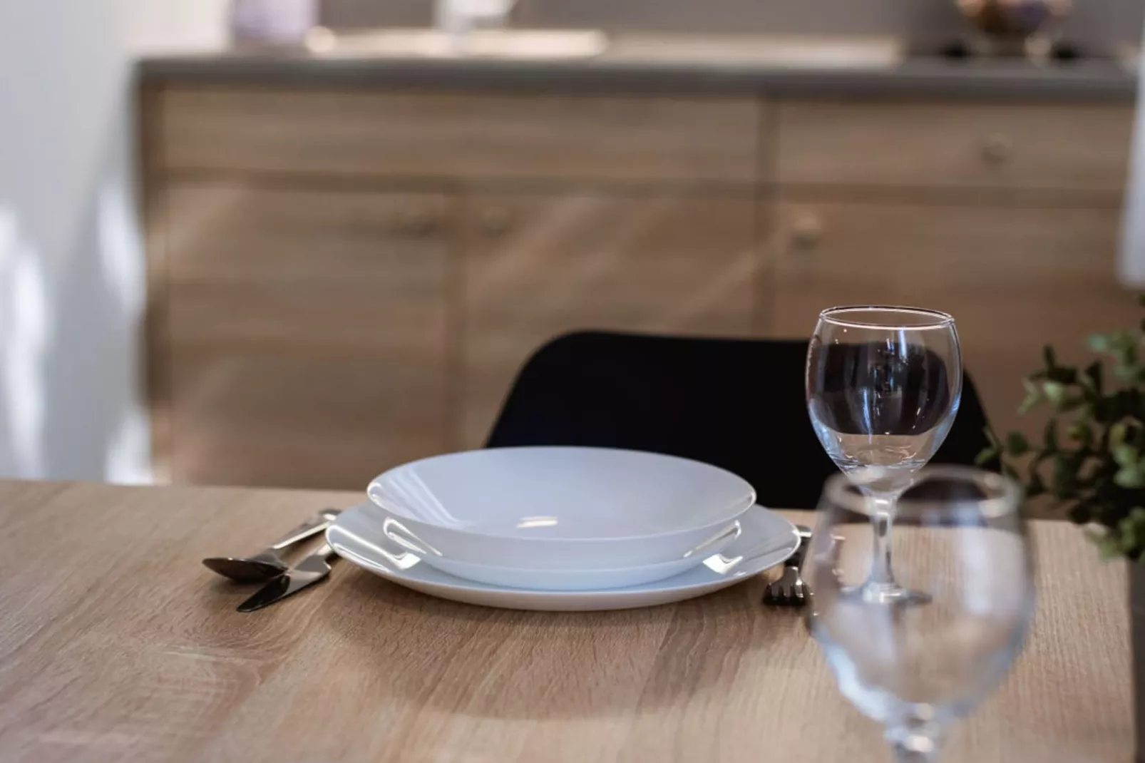 Stylish Apartments with Osijek Near Top Attractions - Standard Studio Apartment  - Maks 3 - Eetkamer