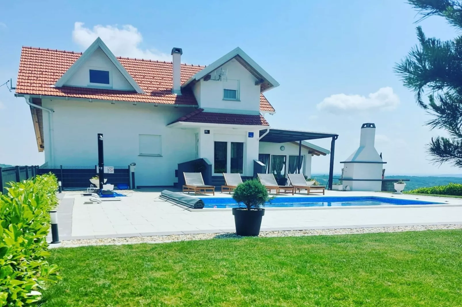 Villa Cerina - Three Bedorom Villa with Outdoor Swimming Pool - Buitenlucht