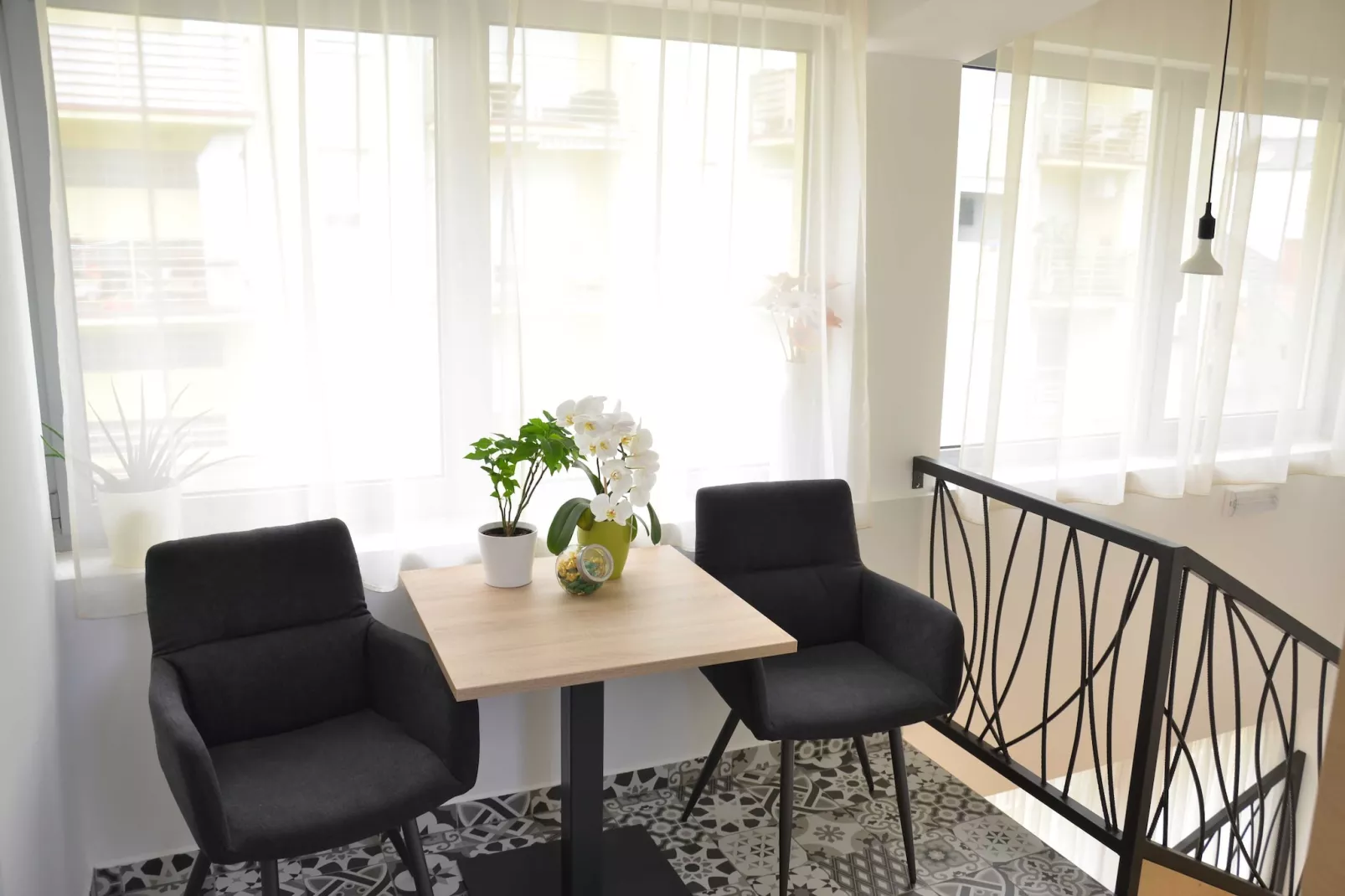 Stylish Apartments with Osijek Near Top Attractions - Comfort Studio Apartment - Maks - Slaapkamer