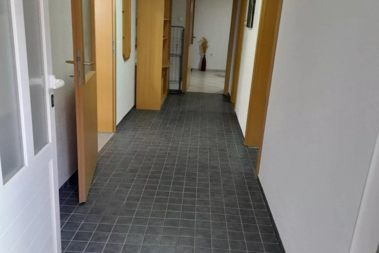 Peaceful Apartments Harfa - Two Bedroom Apartment 3 - Binnen