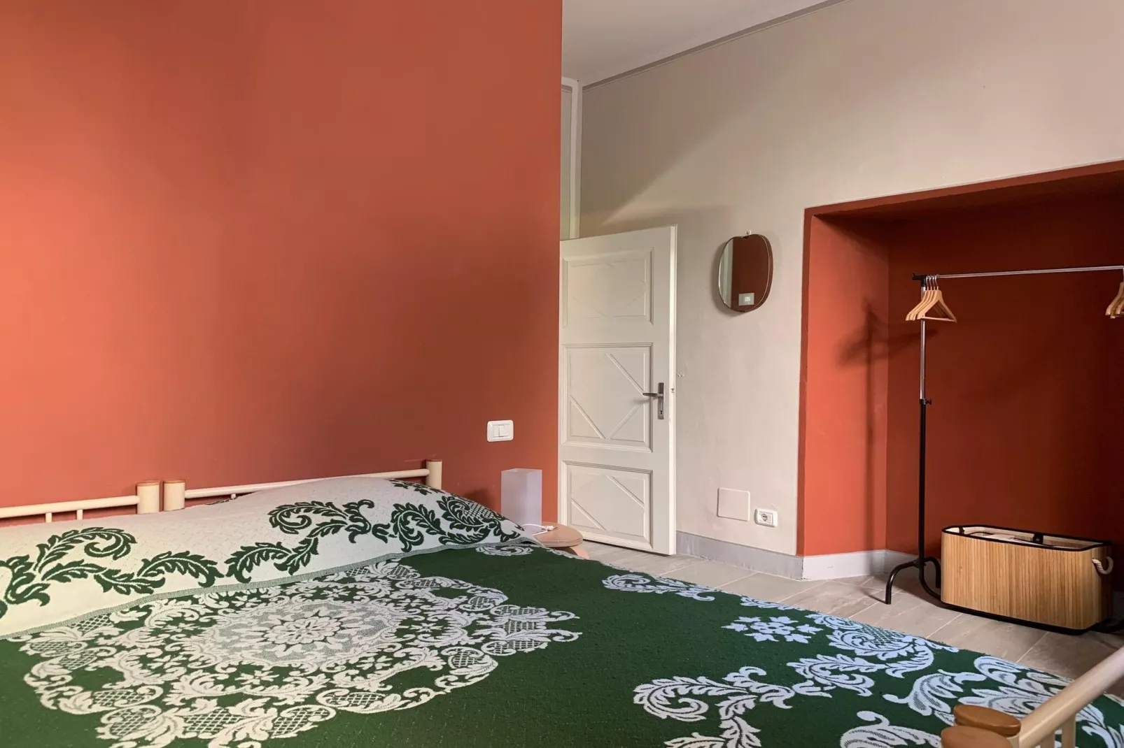 Ai Ronchi - piccolo appartamento con giardino a Cannero - Slaapkamer
