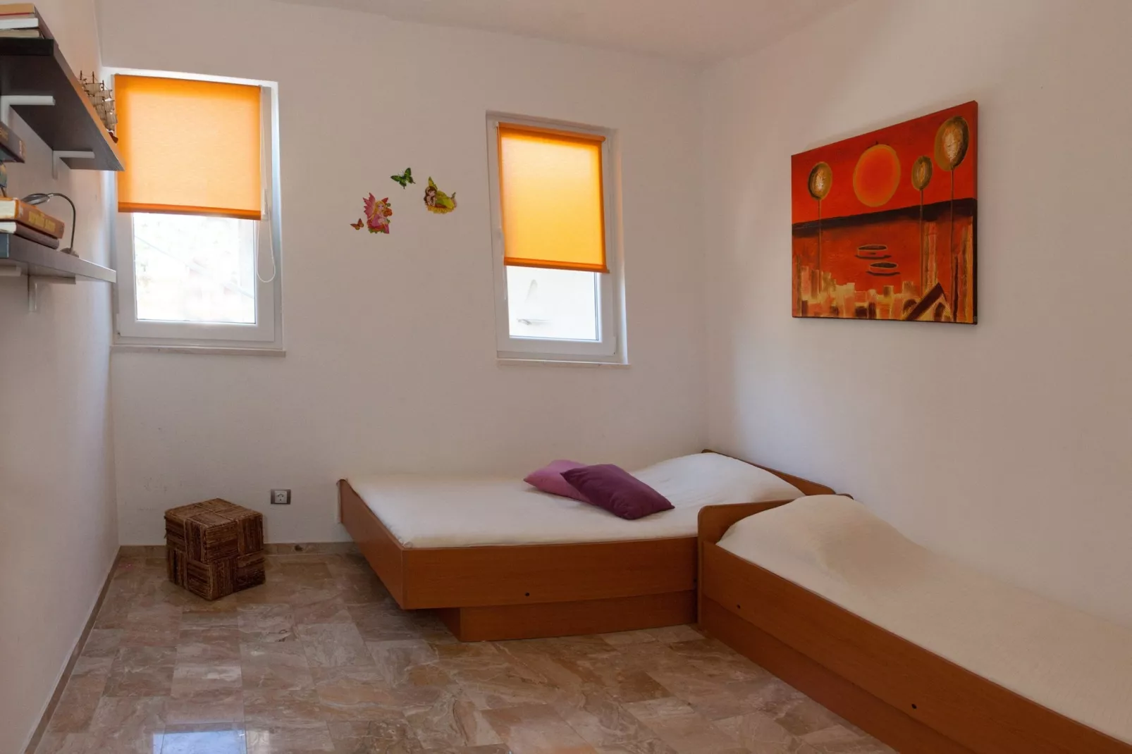 Wonderful Visinisce Apartments with Terrace and Sea Views - Standard Two Bedroom Apartment  (Owner 1) - Slaapkamer