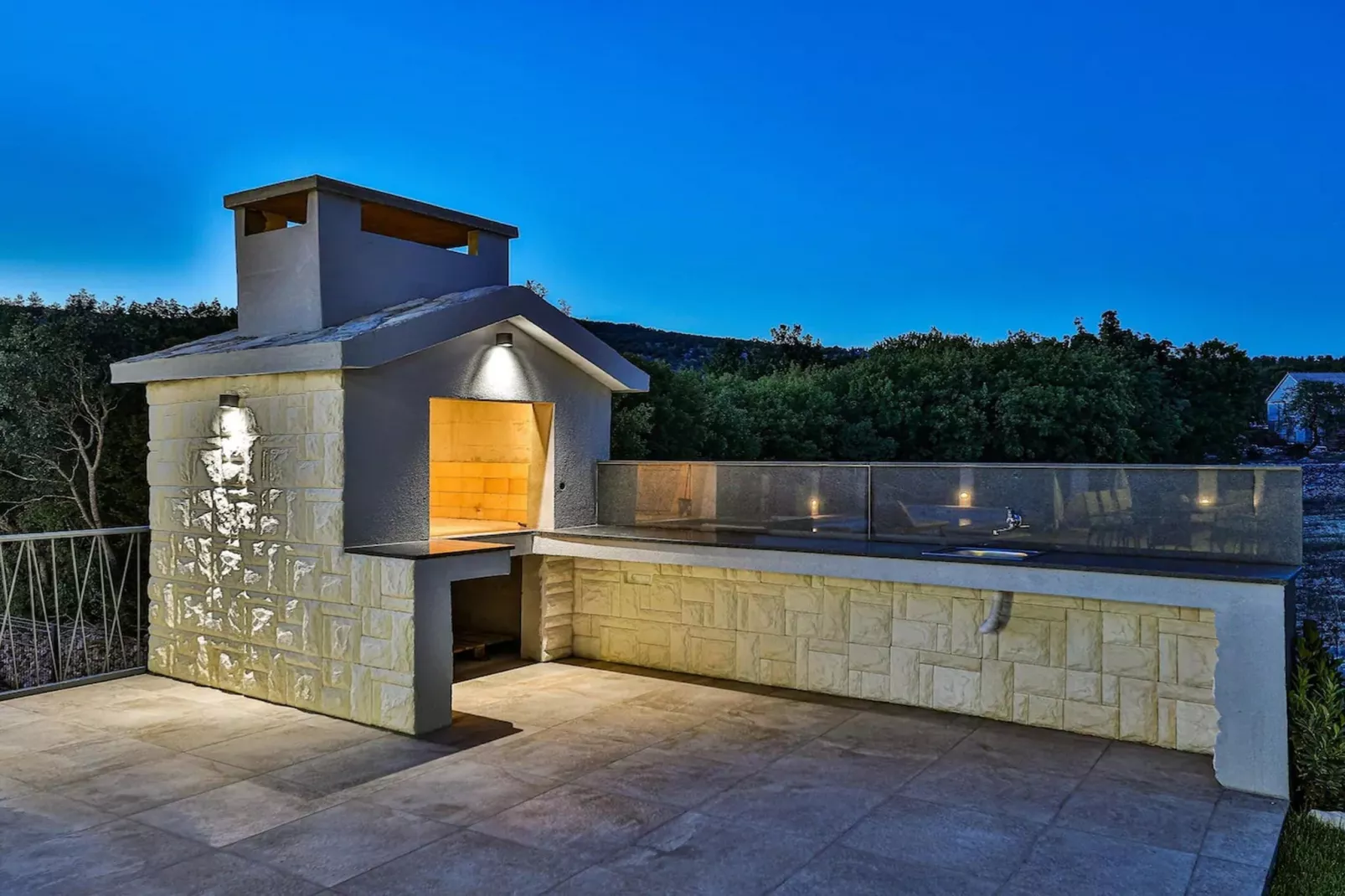 Luxurious Sanctuary Villa Primorski Dolac with Pool - Three Bedroom Villa with Pool - Buitenlucht
