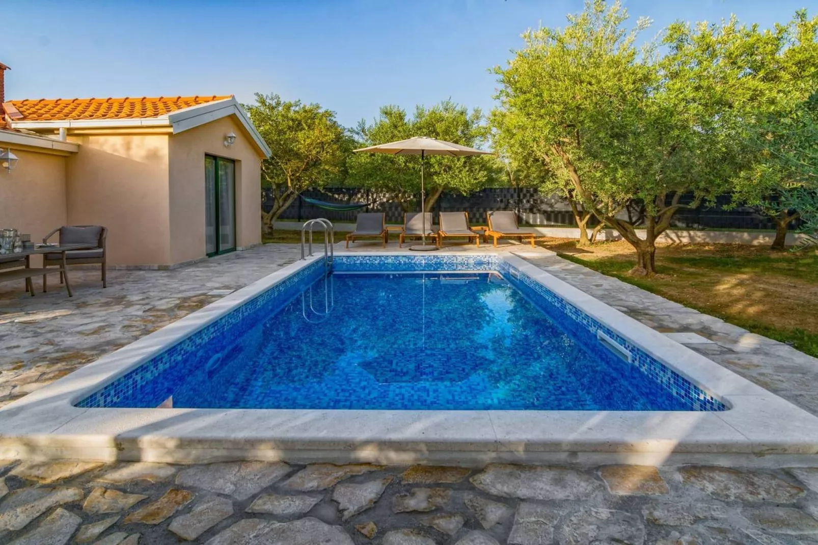 Hidden Gem Holiday Home with Pool in Kastel Stafilic - Two Bedroom Holiday Home with Pool - Zwembad