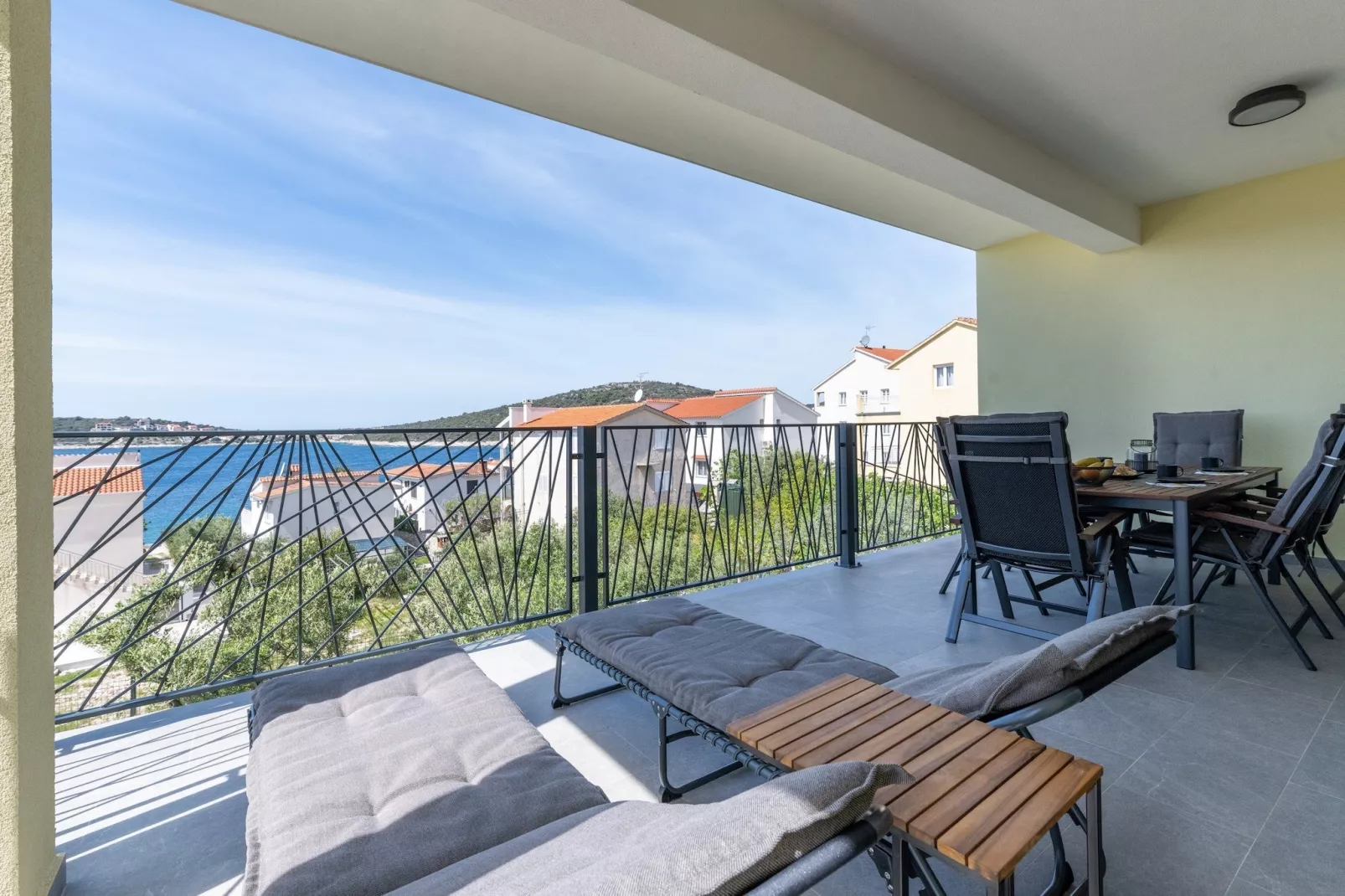 Luxury Living at Horizon Retreat - Deluxe Two Bedroom Apartment (owner  West S6) - Terrasbalkon