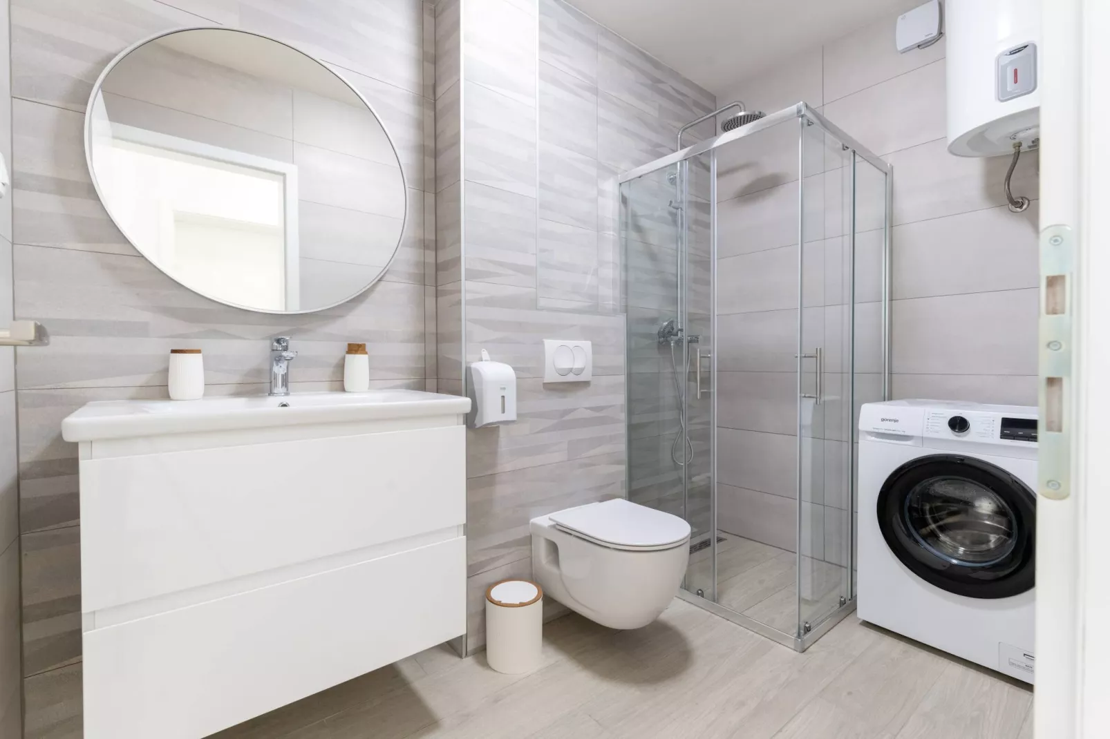 Luxury Living at Horizon Retreat - Three Bedroom Apartment (owner Central S1) - Badkamer