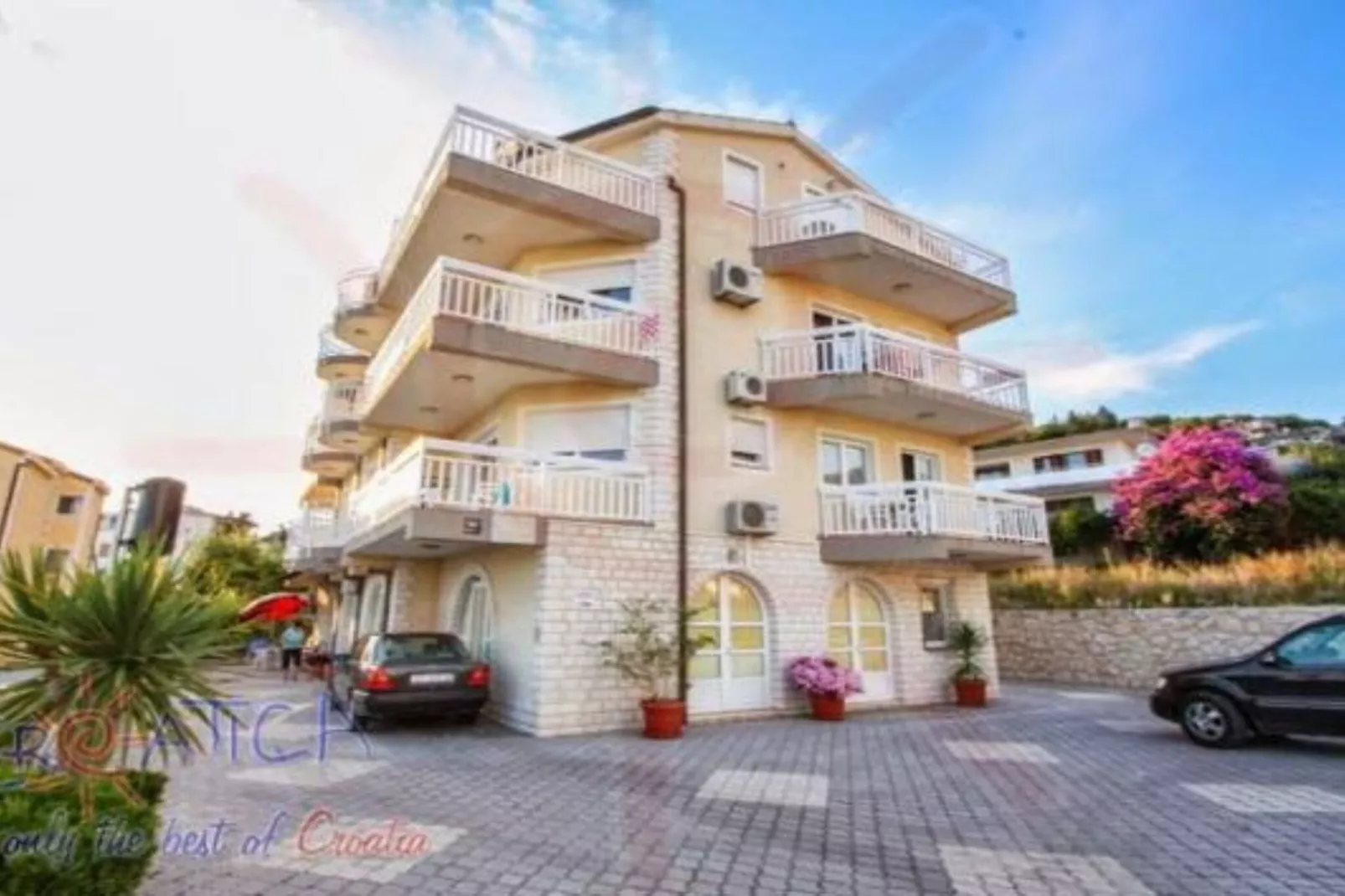 Villa Tomi - Standard One Bedroom Apartment (8) - Buitenlucht