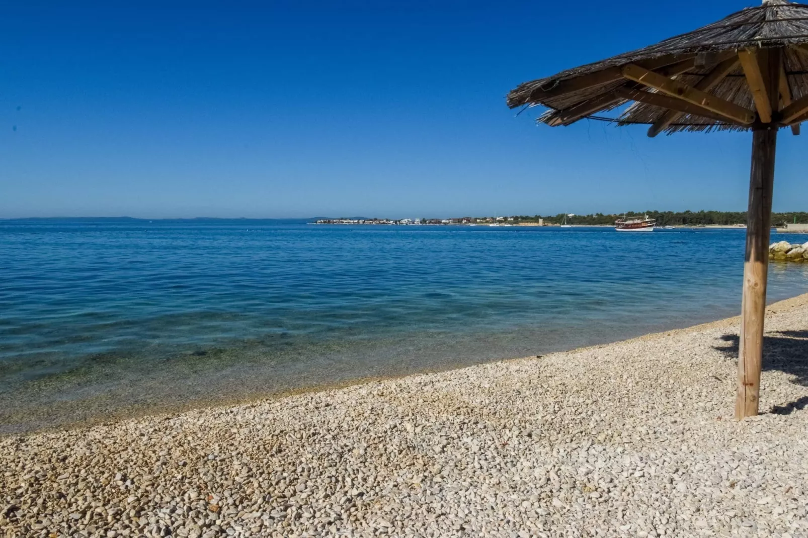 Apartment Kostanjevac - Two Bedroom Apartment with Terrace and Sea View - Sfeer