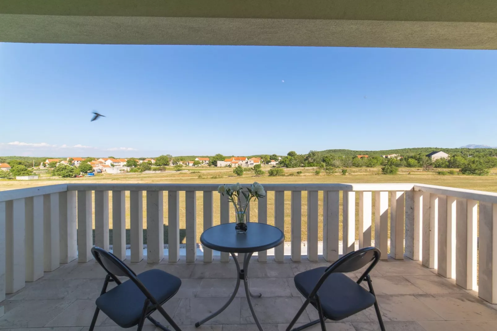 Idyllic Getaway Lovrec Villa with Pool - Five Bedroom Villa with Pool - Terrasbalkon