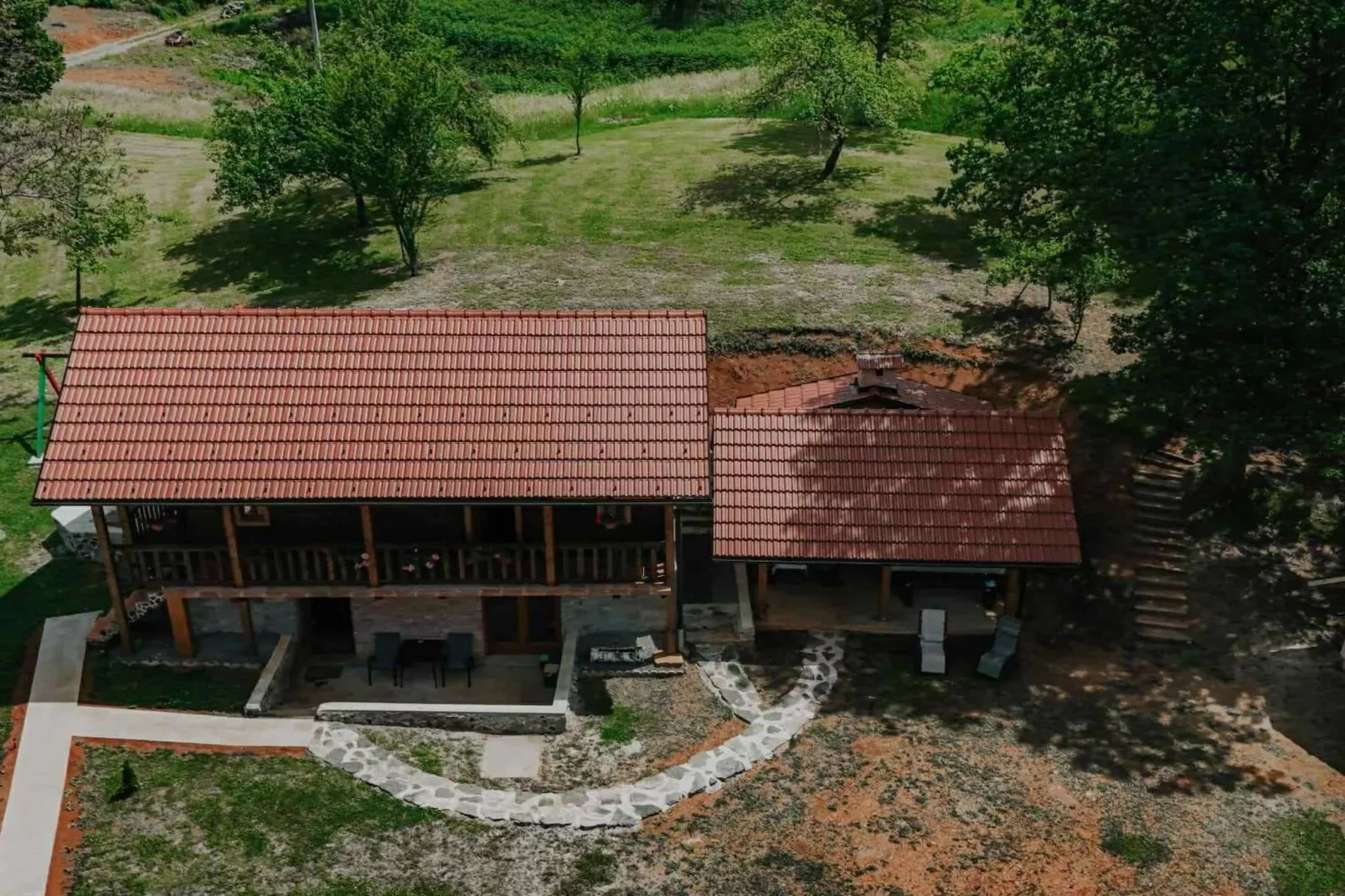 Holiday Home Šapat Šume - Three Bedroom Holiday Home  with Sauna and Hot-Tub - Buitenlucht