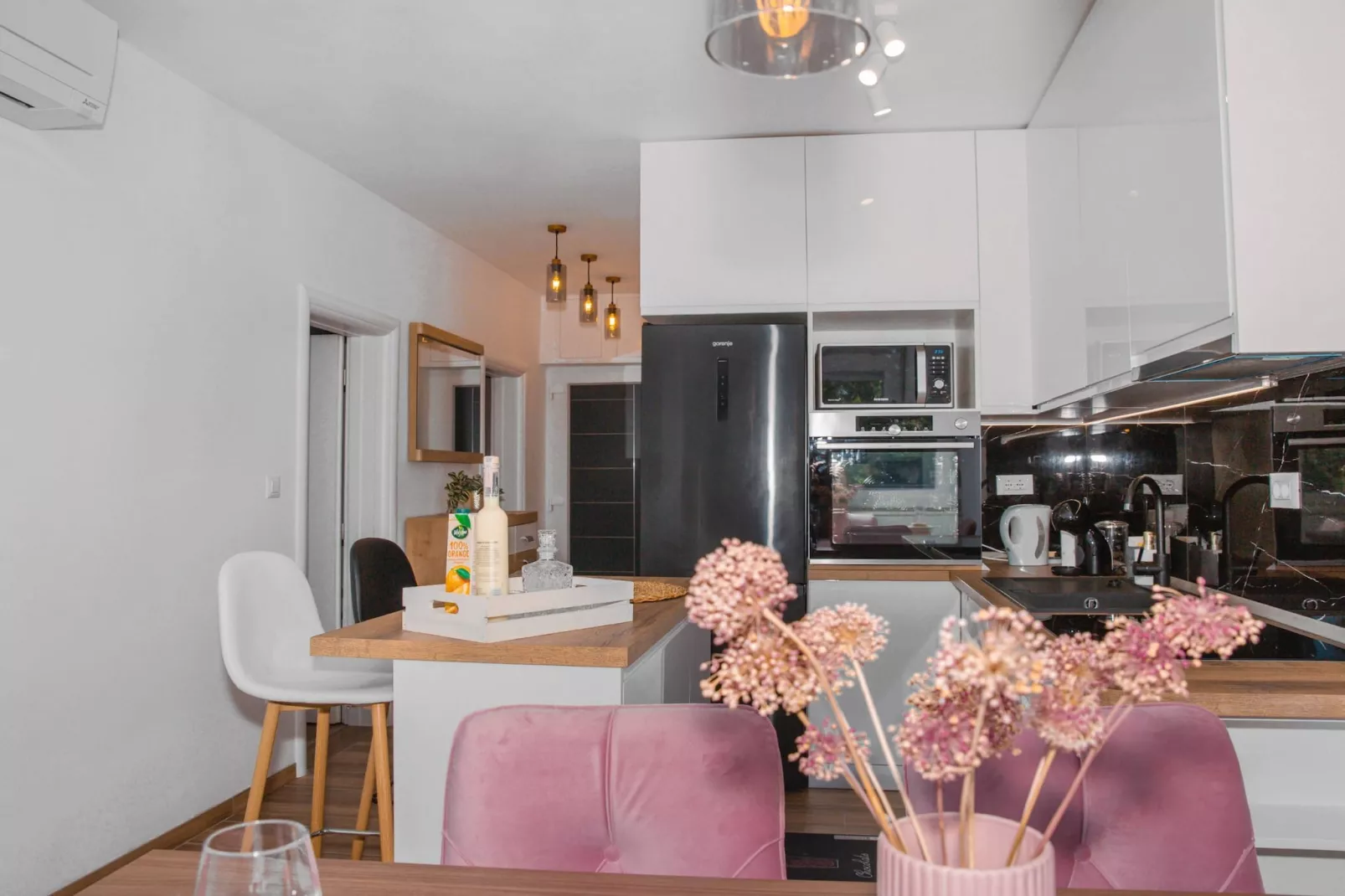 Apartment Matko - Two Bedrom Apartment with Beach View - Keuken