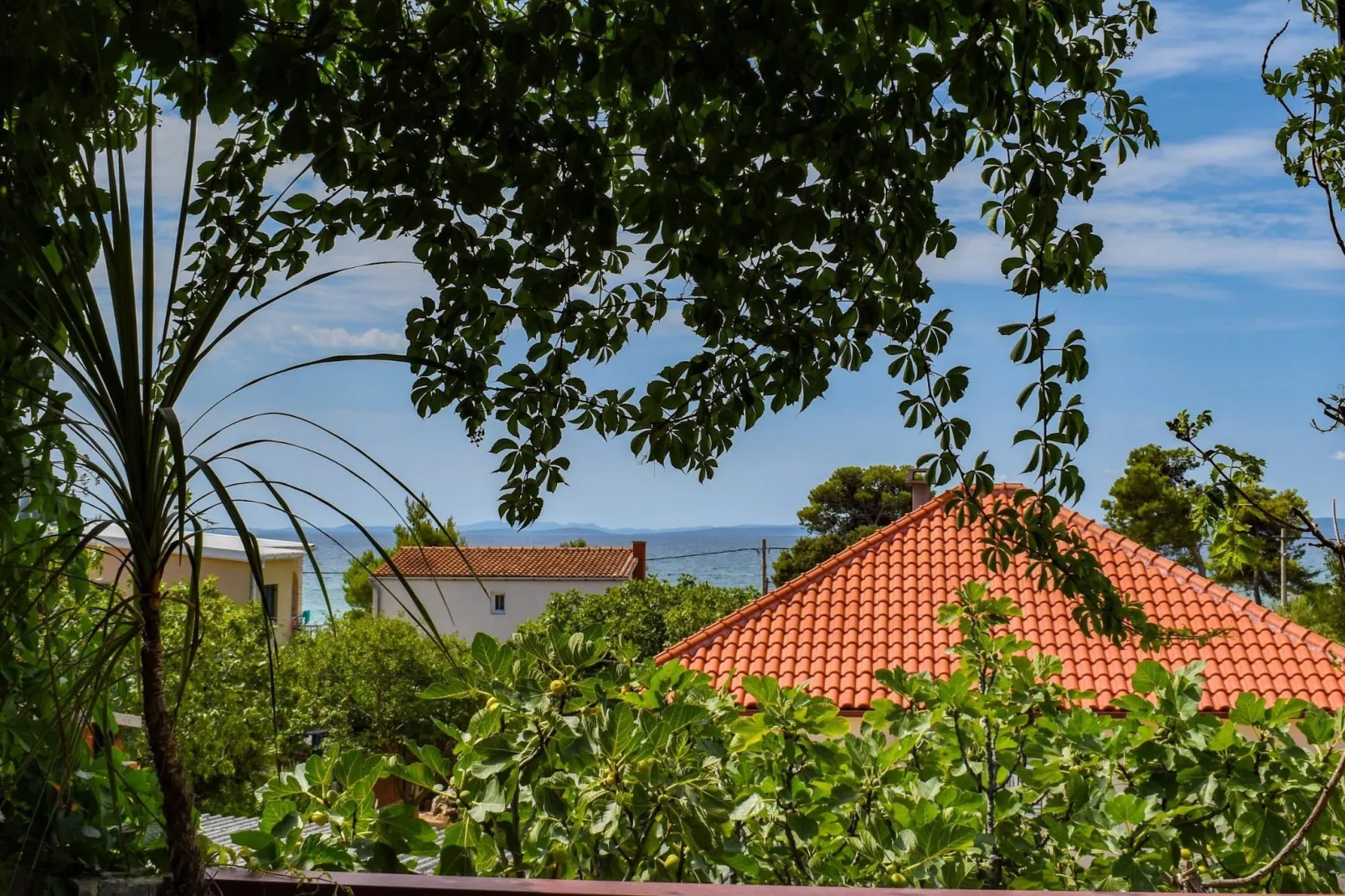 Apartment Kostanjevac - Two Bedroom Apartment with Terrace and Sea View - Terras