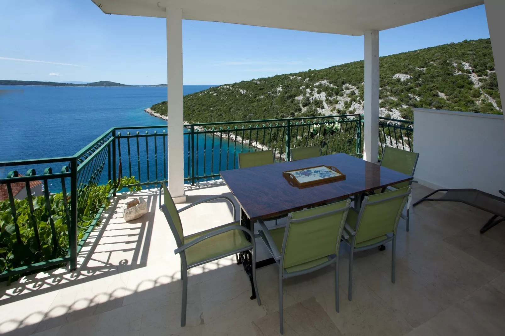 Wonderful Visinisce Apartments with Terrace and Sea Views - Standard Three Bedroom Apartment (Owner 2) - Terras