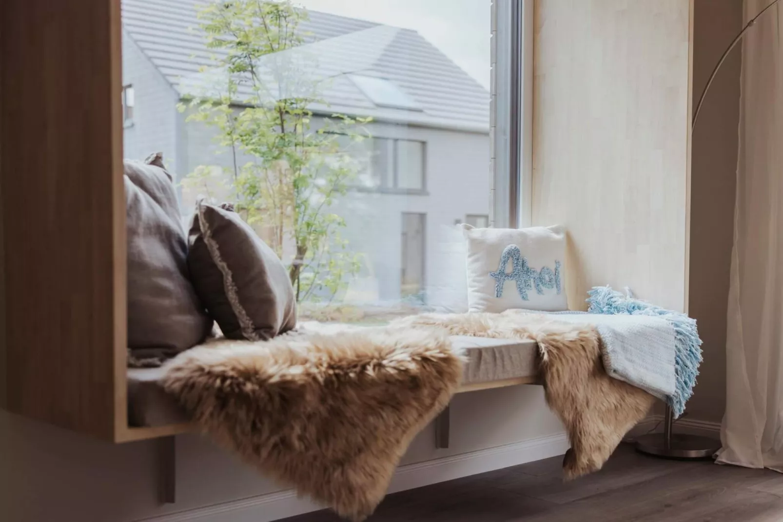 Gezinshuis met moderne inrichting - Binnen