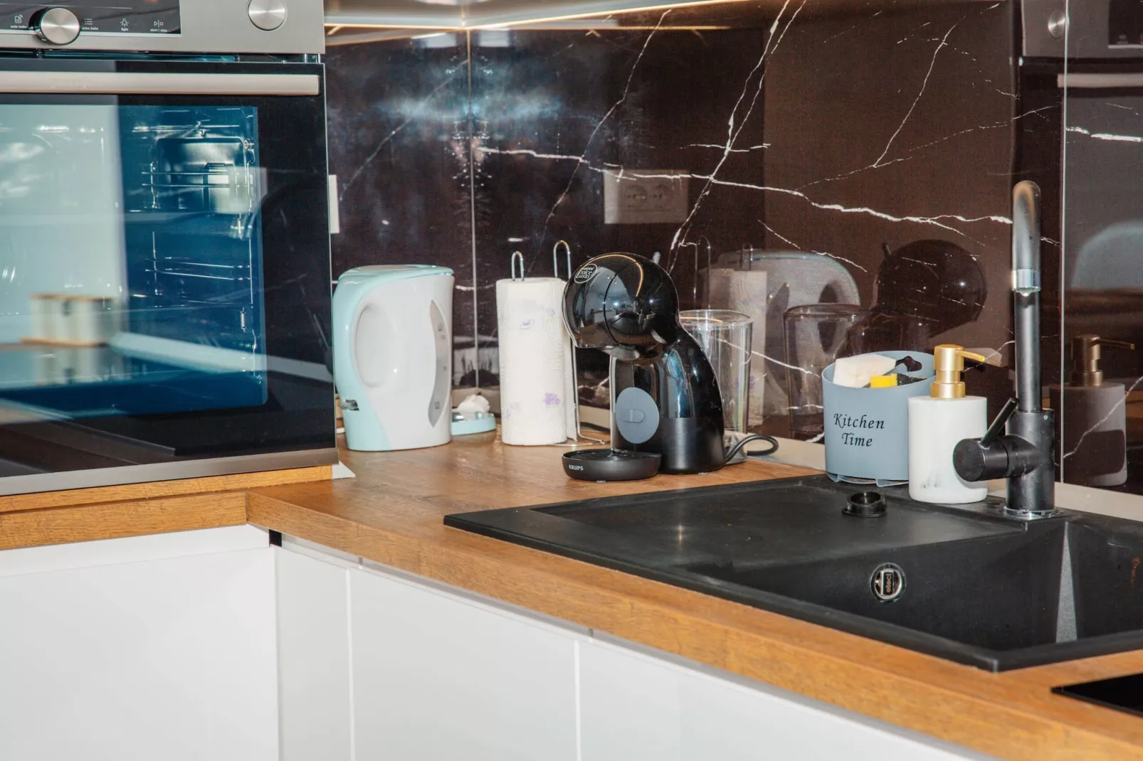 Apartment Matko - Two Bedrom Apartment with Beach View - Keuken