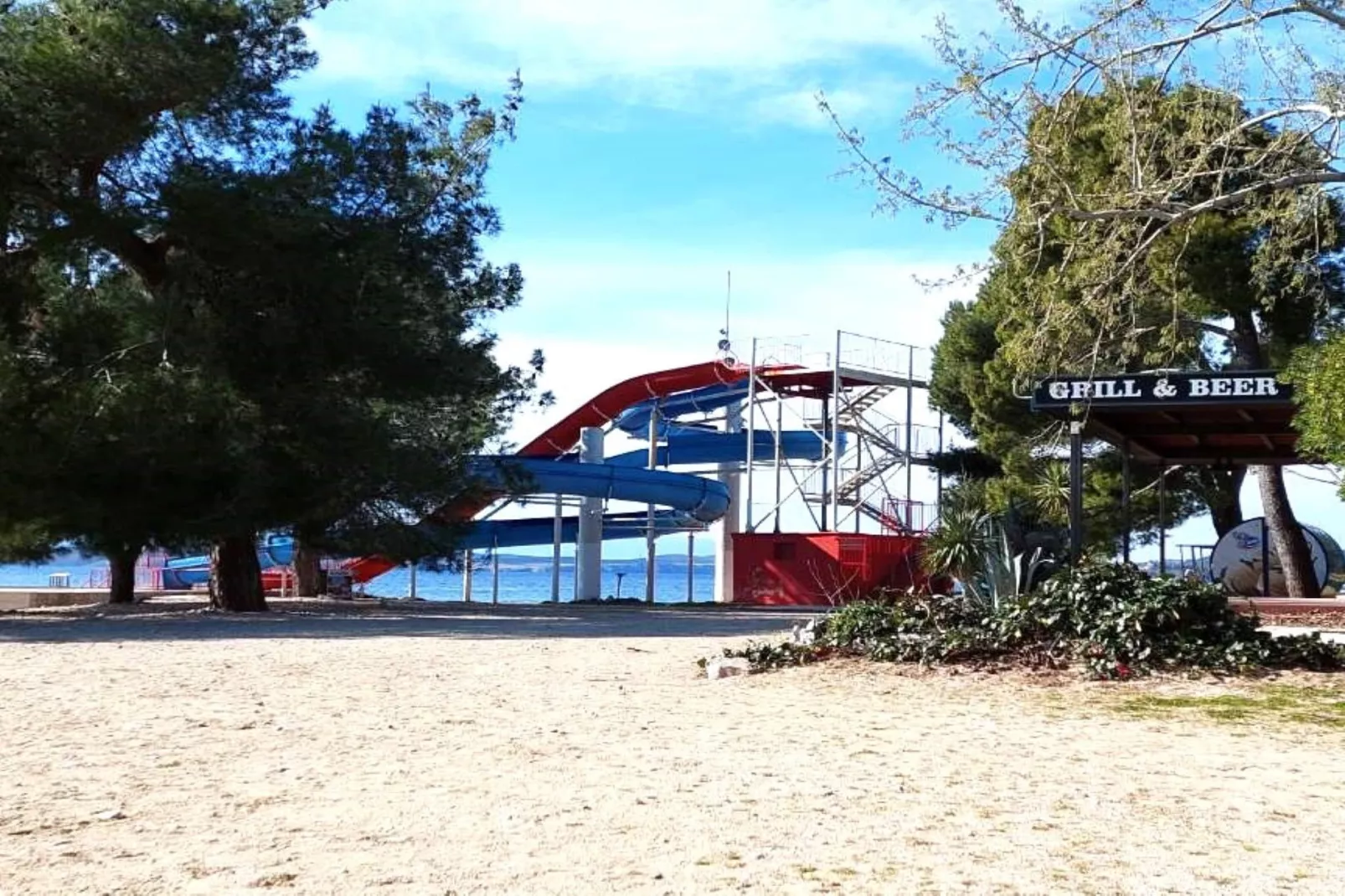 Charming Crikvenica Beachfront Apartment - One Bedroom Apartment - Buitenlucht