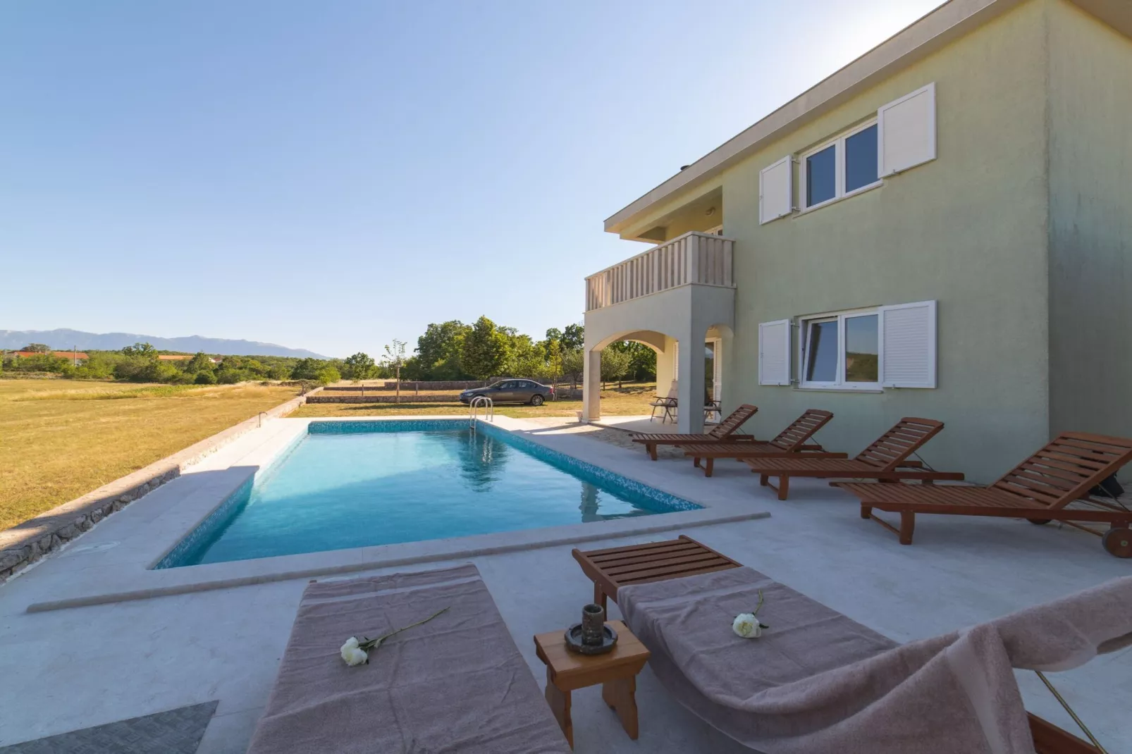 Idyllic Getaway Lovrec Villa with Pool - Five Bedroom Villa with Pool - Buitenlucht