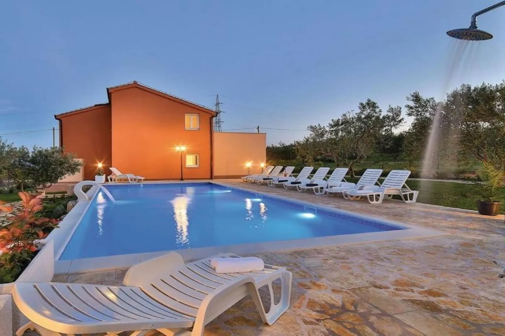 Exclusive Elegant Villa with Pool in Kastel Novi - Seven Bedroom Villa with Pool - Zwembad