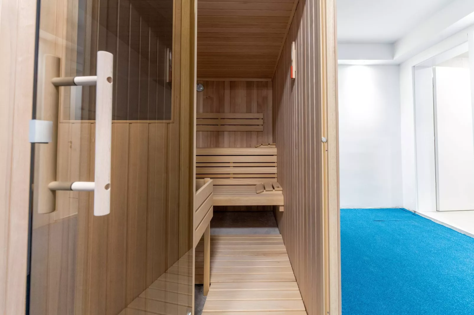 Luxury Living at Horizon Retreat - Comfort Three Bedroom Apartment (owner Central S8) - Sauna