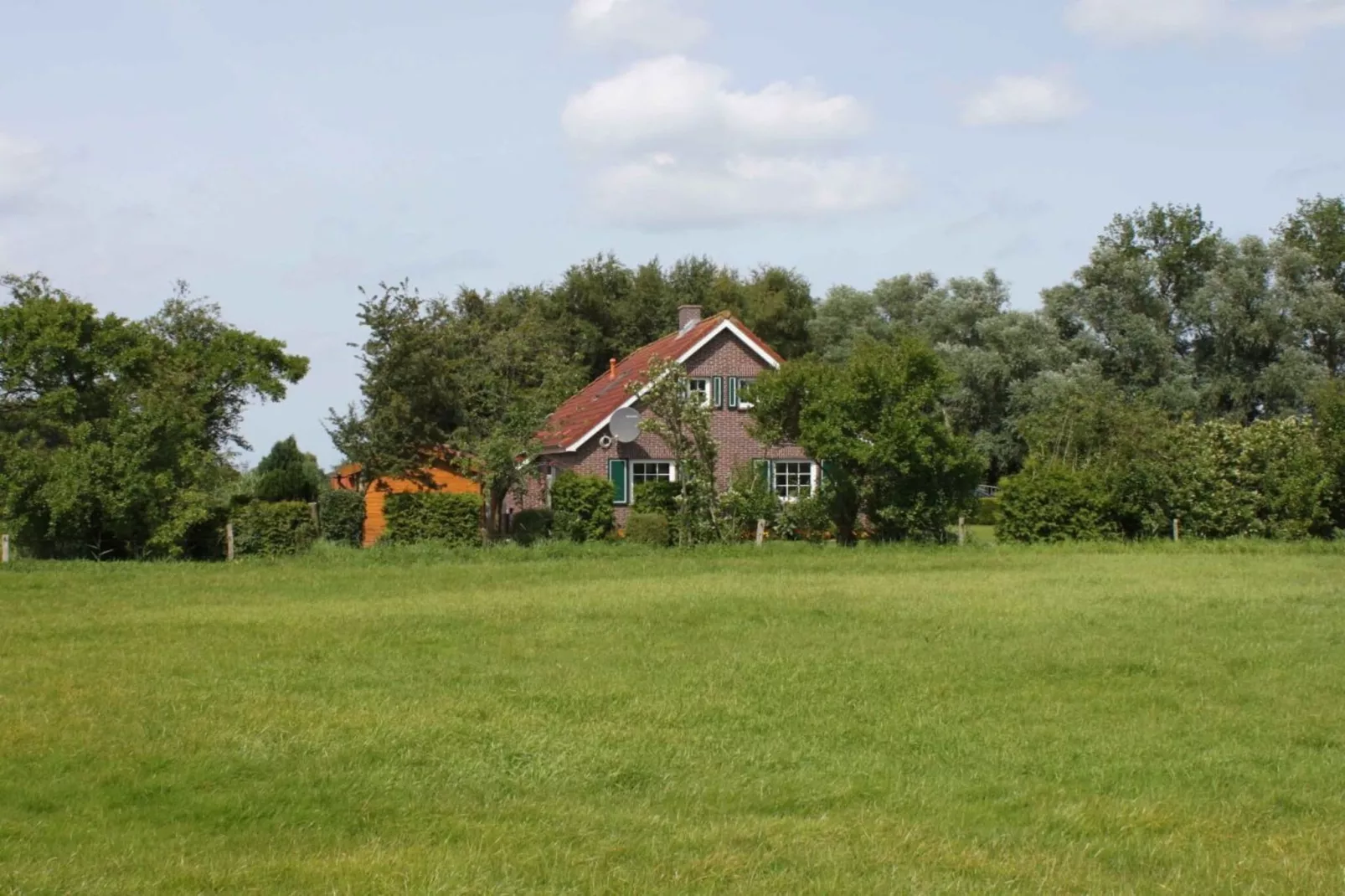 177363 - Buitenkant zomer