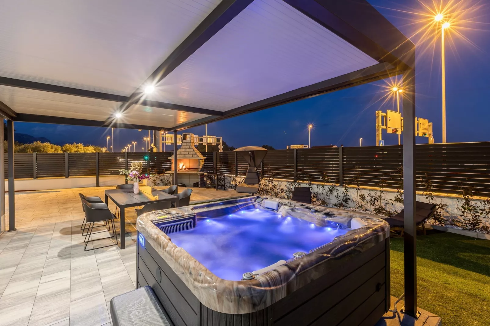 Scenic Kastel Luksic Apartments - Three Bedroom Apartment - Terras