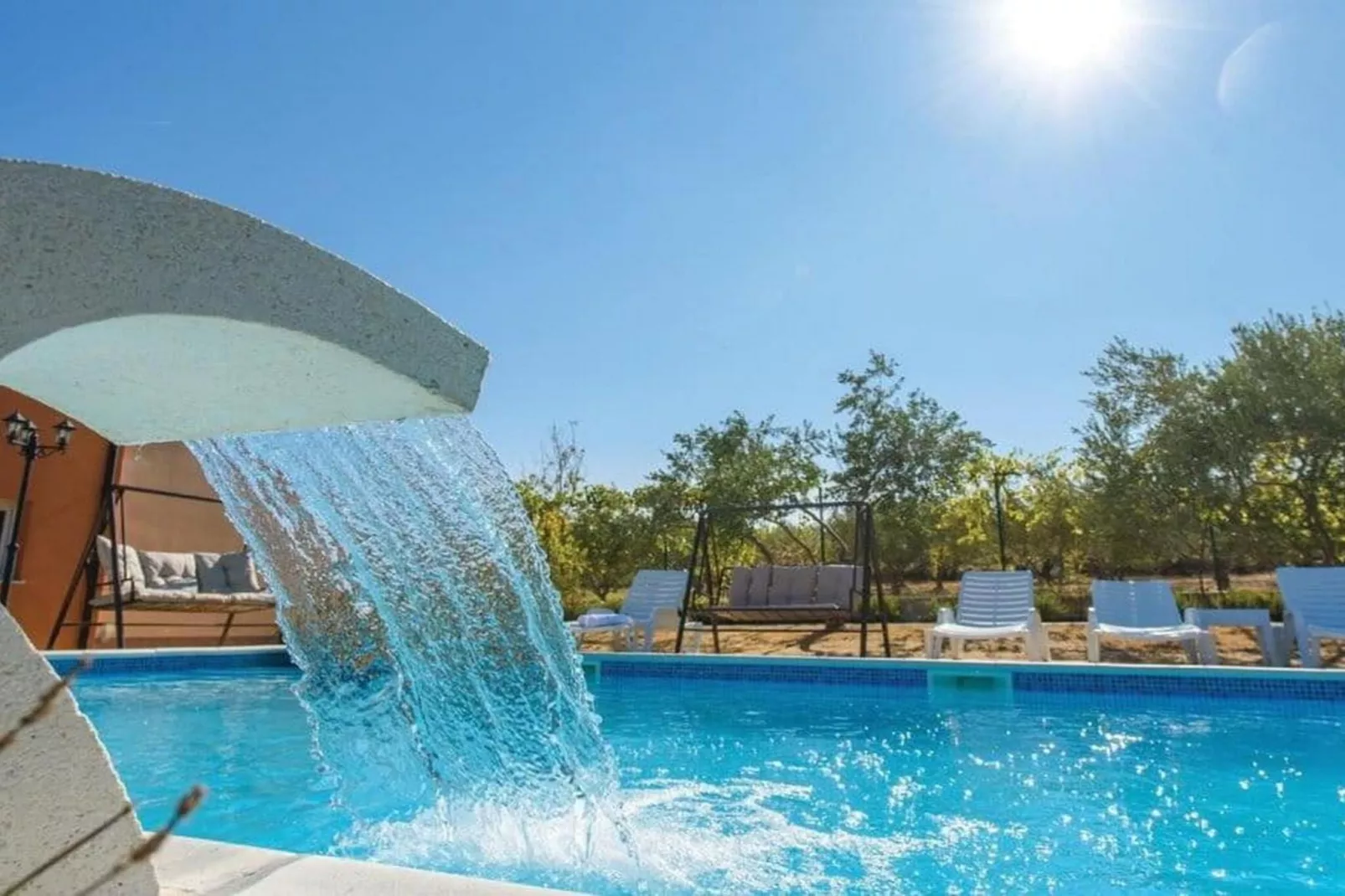 Exclusive Elegant Villa with Pool in Kastel Novi - Seven Bedroom Villa with Pool - Zwembad