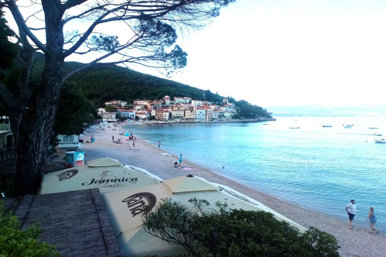 Lovely Apartments Near the Sea - One Bedroom Apartment with Balcony - Buitenlucht
