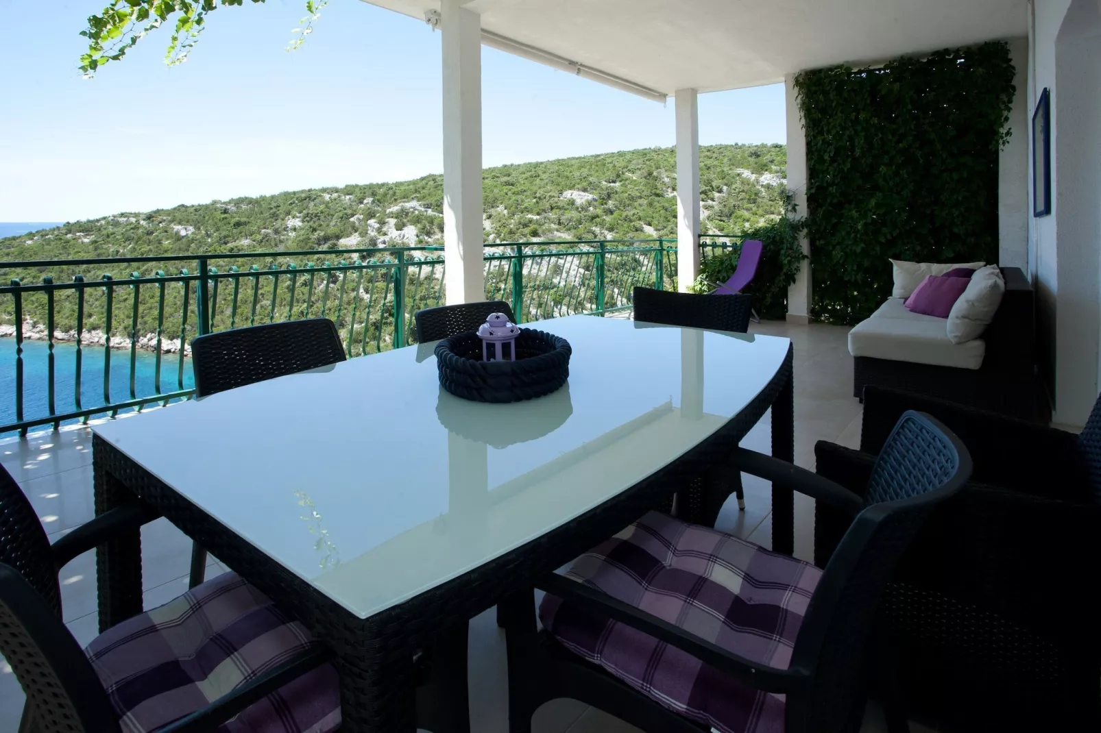 Wonderful Visinisce Apartments with Terrace and Sea Views - Standard Two Bedroom Apartment  (Owner 1) - Terras