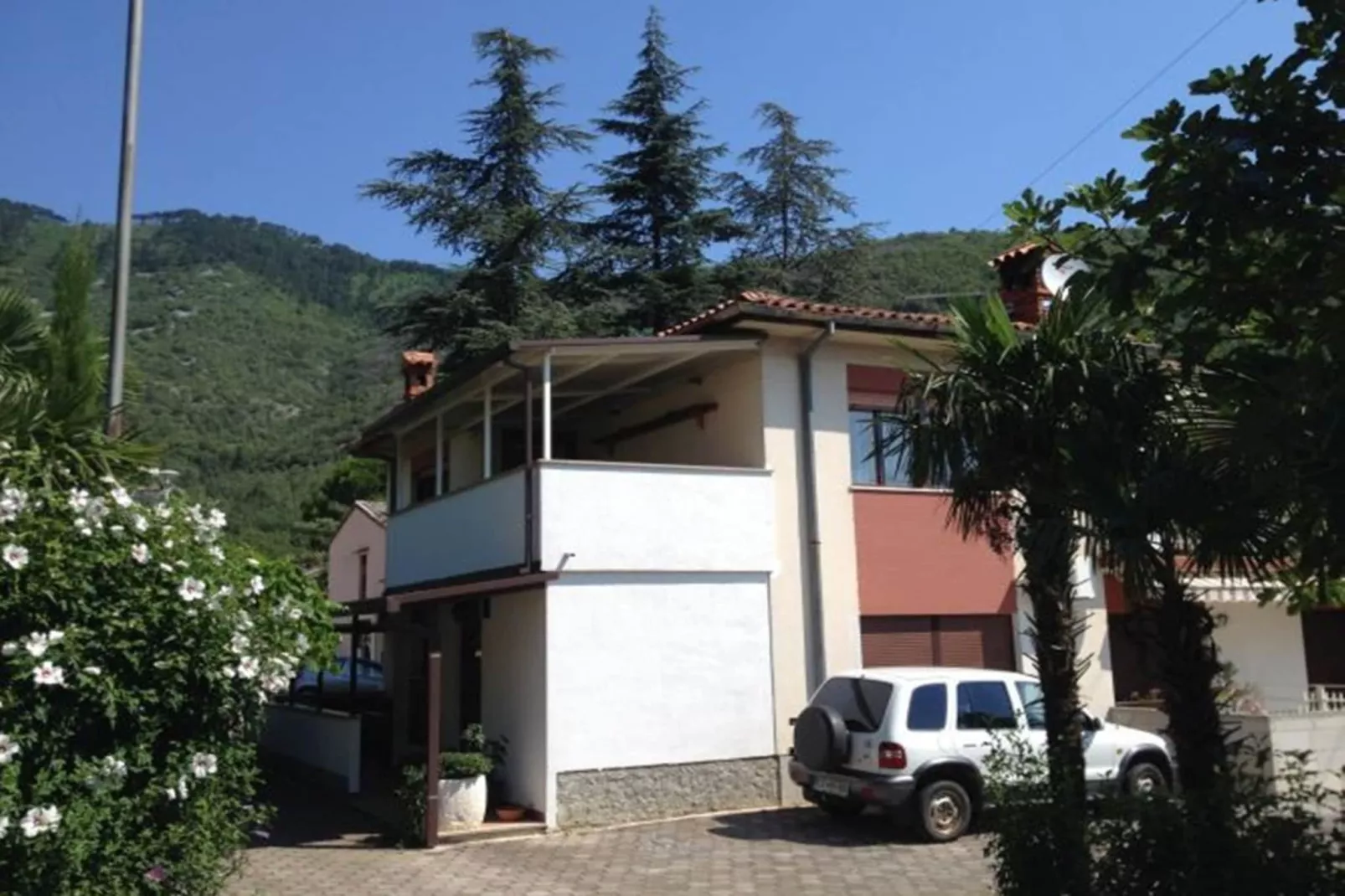 Lovely Apartments Near the Sea - One Bedroom Apartment with Balcony - Buitenlucht