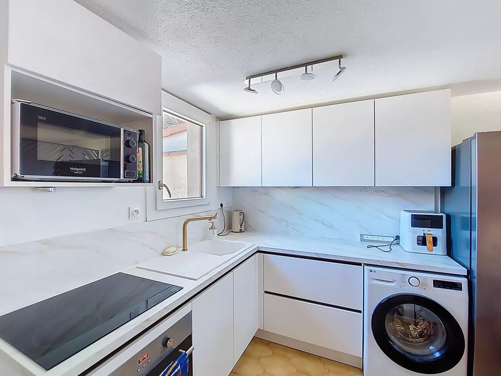 Le Mas des Oliviers - Binnen