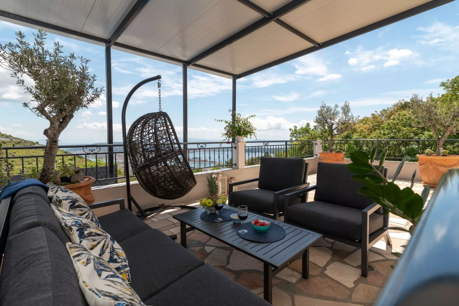Three Bedroom Villa - Binnen