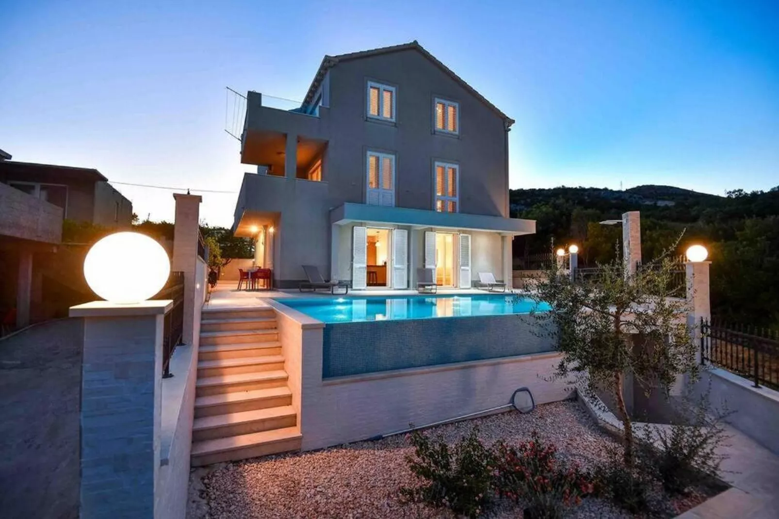 Buena Vista - Two Bedroom Holiday Home with Swimming pool - Uitzicht