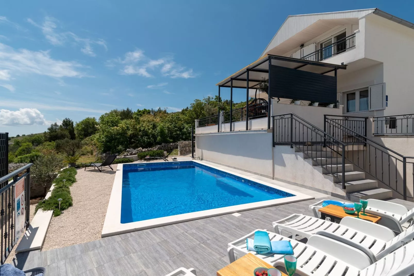 Three Bedroom Villa - Zwembad