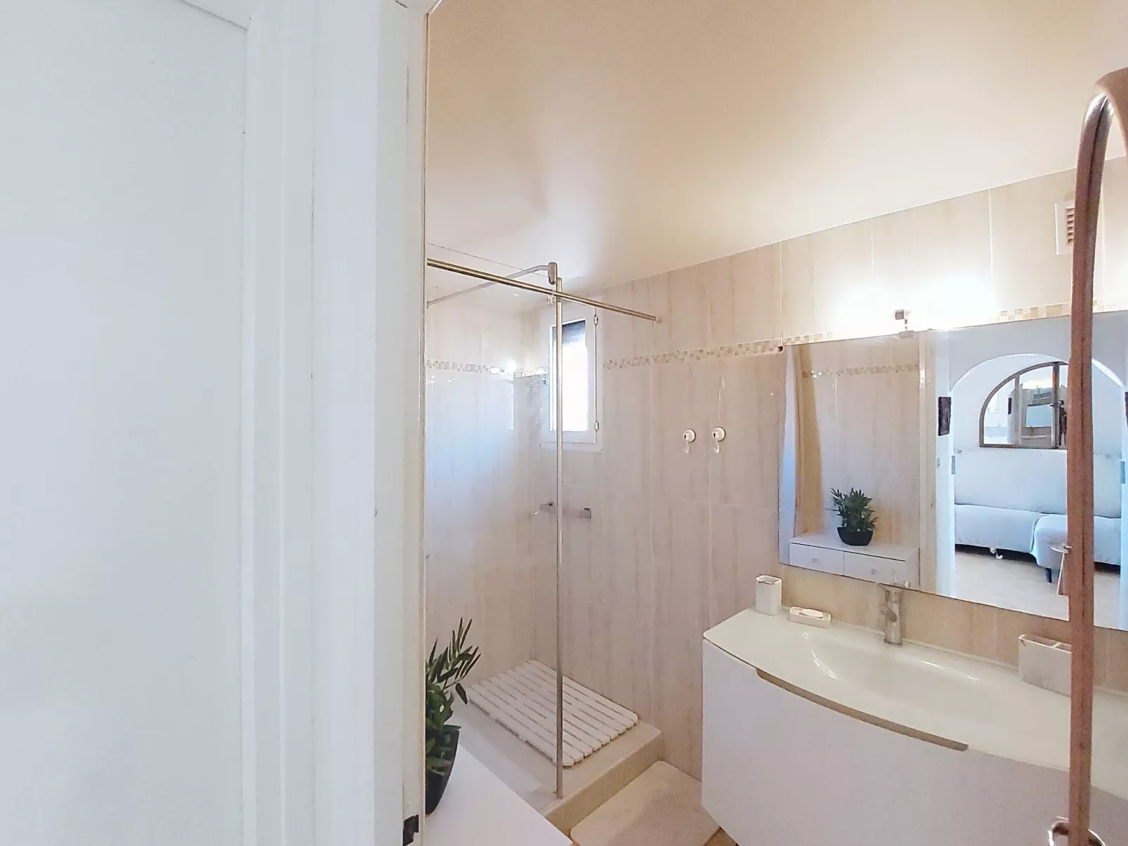 Le Mas des Oliviers - Binnen