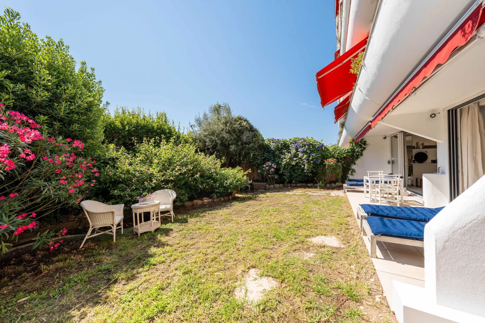 FM-42-MONTFLEURY - Niet-getagd