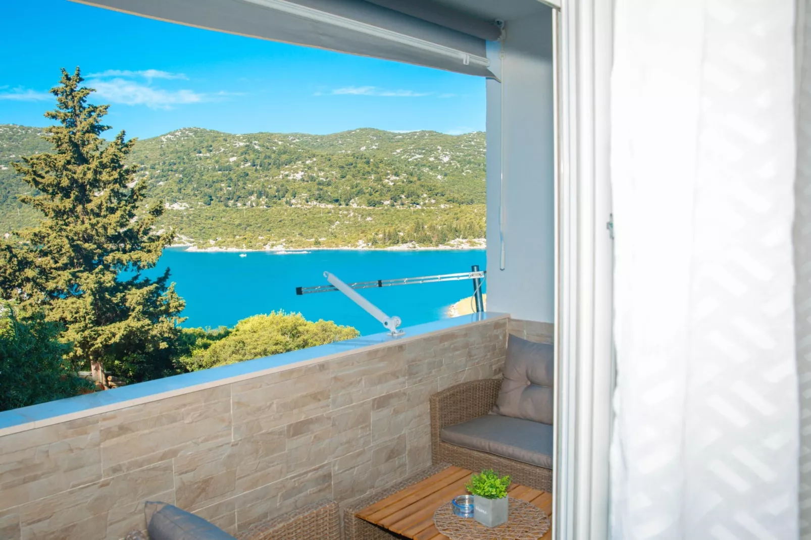 Apartment Matko - Two Bedrom Apartment with Beach View - Uitzicht