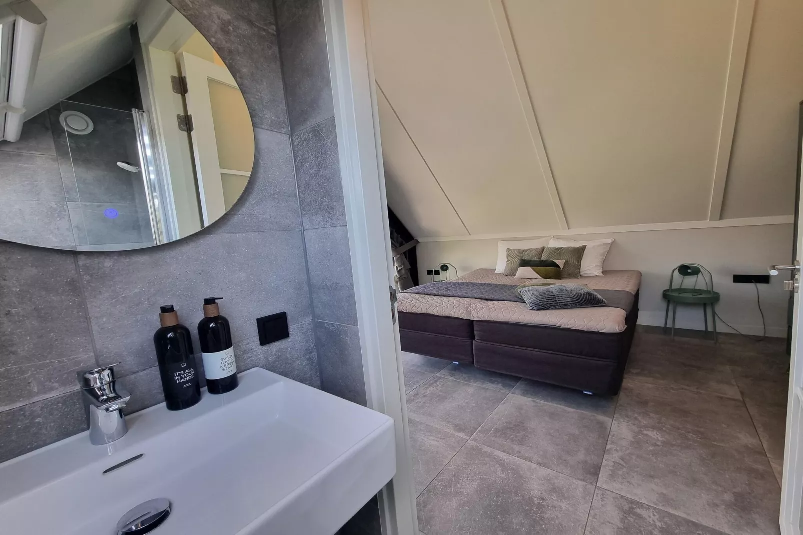 Watervilla Tsien - Slaapkamer