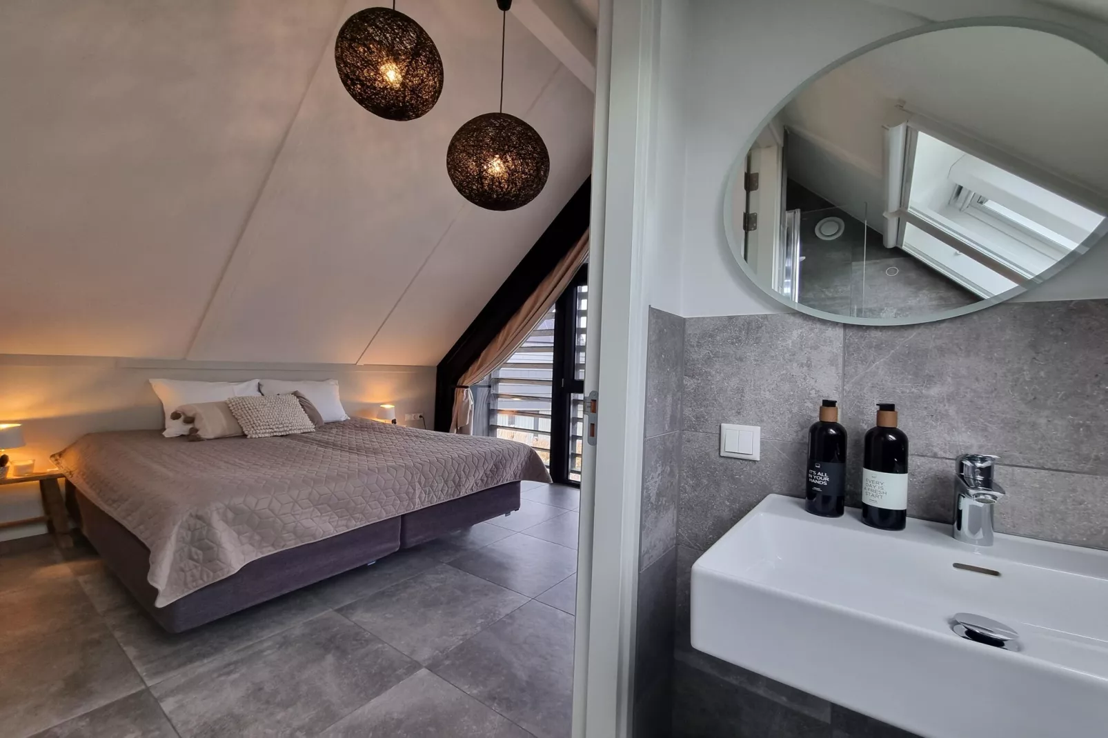 Watervilla Njoggen - Slaapkamer