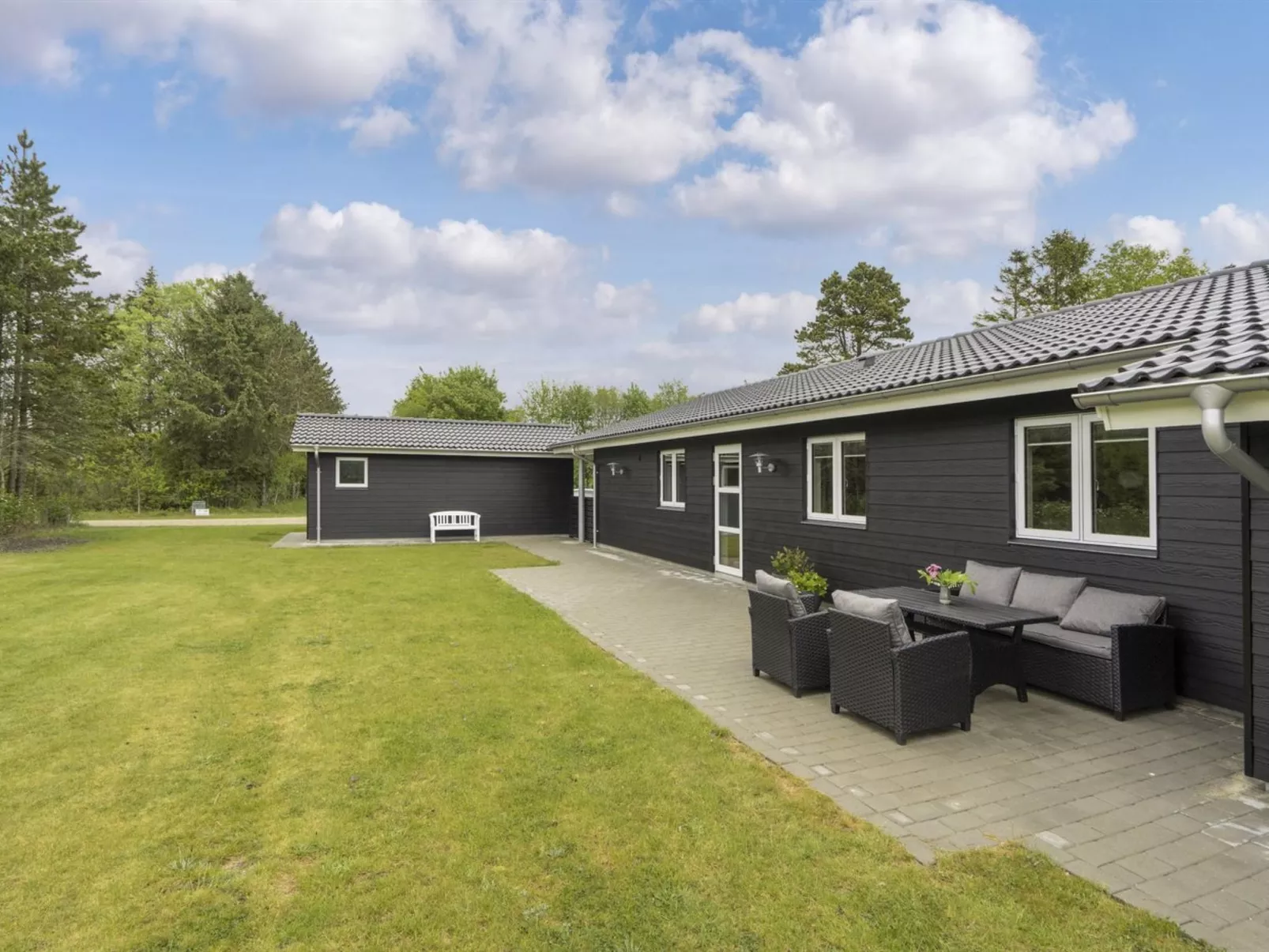 "Gardi" - 14km from the sea - Buiten