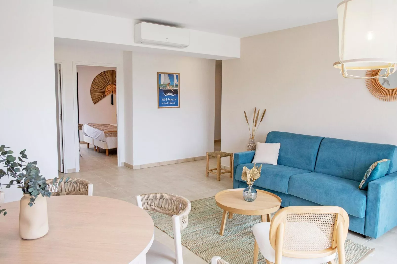 Résidence Domaine du Golfe du Lion St Cyprien - 36 app 6 pers - 2 chambres - climatisé - balcon-Woonkamer