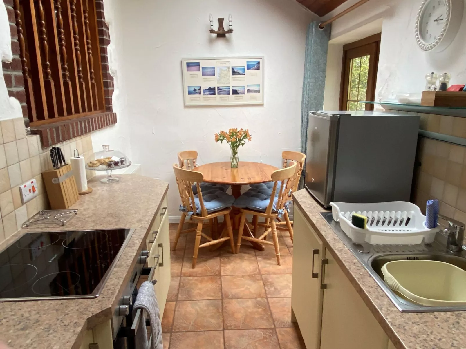 Shipload Cottage - Binnen