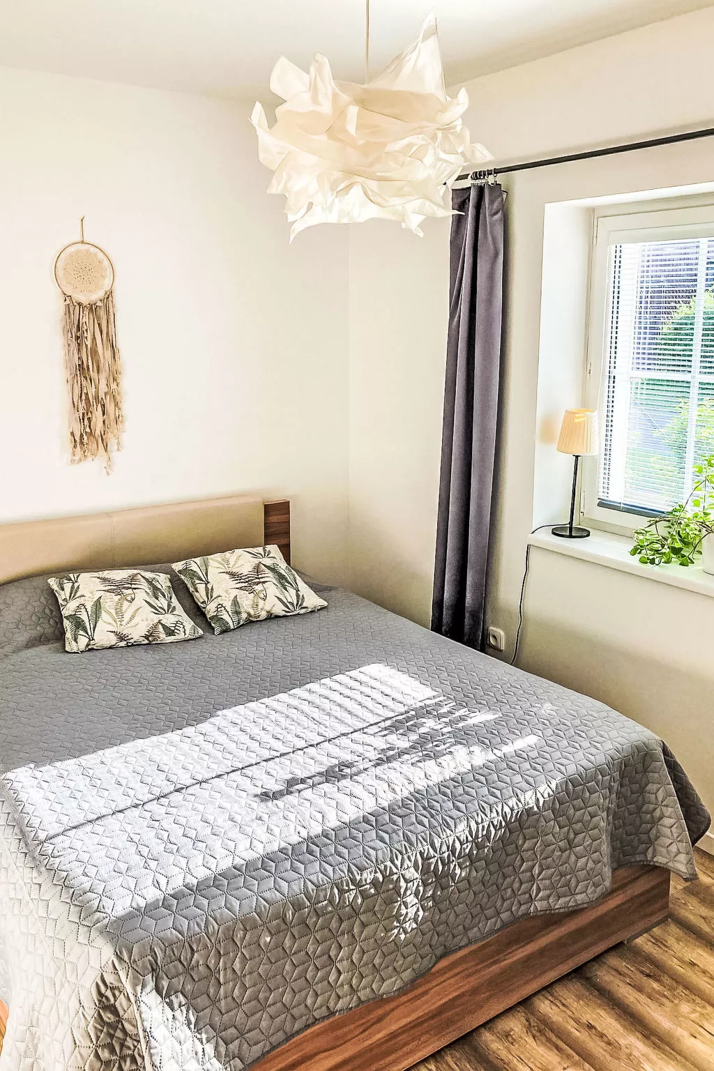 Hillside View - Binnen