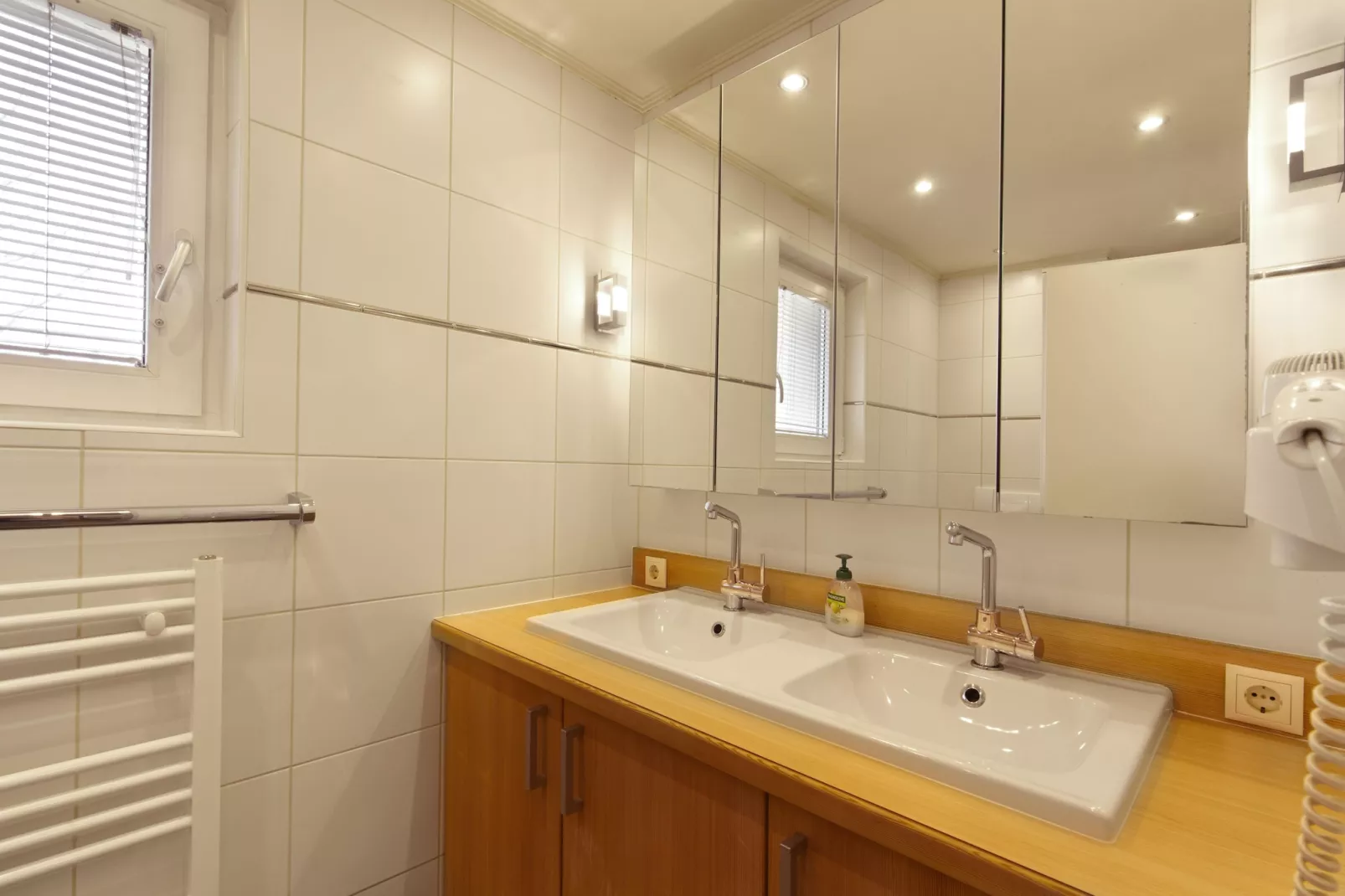 Menardi B - Badkamer